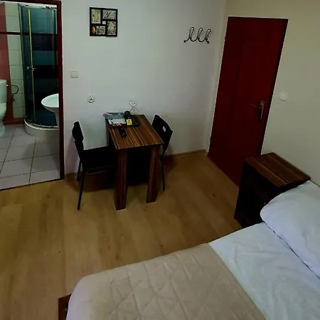 招待所 Puerto&siesta 3*