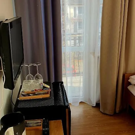 Siesta 招待所 3*