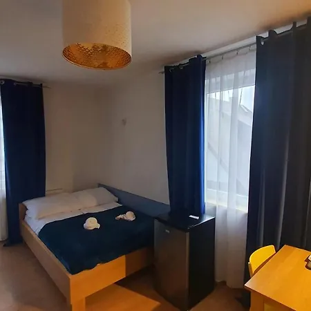 招待所 Puerto&siesta 3*