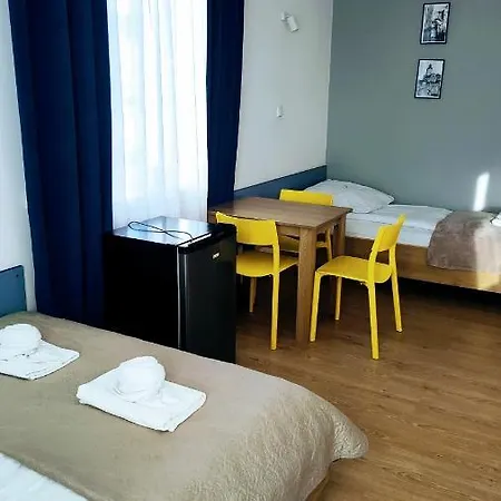 Siesta&puerto בית הארחה *